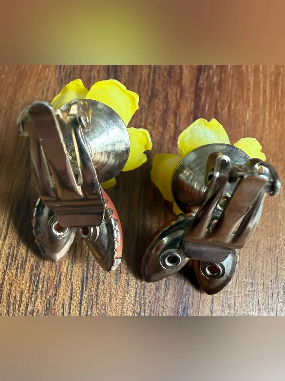 VTG Yellow Floral Brooch and Clip Earrings Set AB Rhinestone Lucite